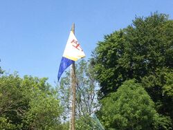 Montée de drapeau lors du WE de groupe - Mai 2014