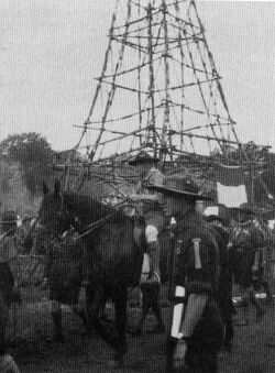 Tour Eiffel en bâtons scouts au Jamboree de 1929